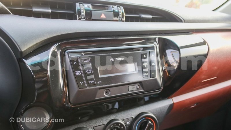 Big with watermark toyota hilux barh el gazel import dubai 1967