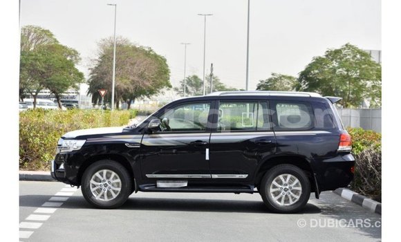 Buy Import Toyota Land Cruiser Black Car in Import - Dubai in Barh el Gazel Buy Import Toyota Land Cruiser Black Car in Import - Dubai in Barh el Gazel