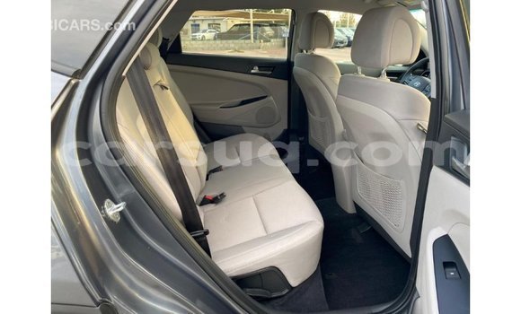 Buy Import Hyundai Tucson White Car in Import - Dubai in Barh el Gazel Buy Import Hyundai Tucson White Car in Import - Dubai in Barh el Gazel