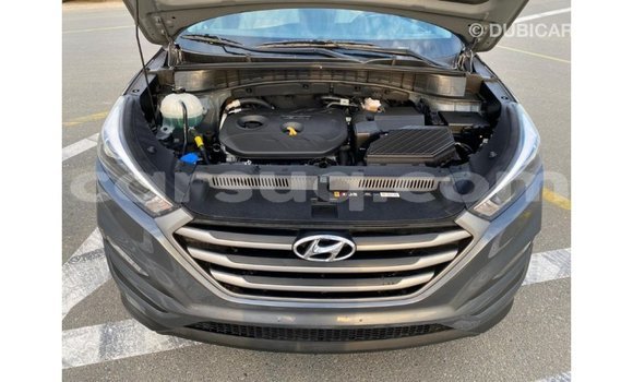Buy Import Hyundai Tucson White Car in Import - Dubai in Barh el Gazel Buy Import Hyundai Tucson White Car in Import - Dubai in Barh el Gazel
