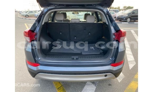 Buy Import Hyundai Tucson White Car in Import - Dubai in Barh el Gazel Buy Import Hyundai Tucson White Car in Import - Dubai in Barh el Gazel