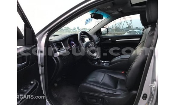 Buy Import Toyota Highlander Other Car in Import - Dubai in Barh el Gazel Buy Import Toyota Highlander Other Car in Import - Dubai in Barh el Gazel
