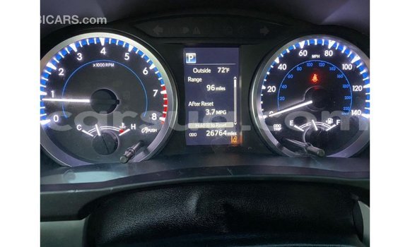 Acheter Import Voiture Toyota Highlander Blanc à Import - Dubai, Barh el Gazel Acheter Import Voiture Toyota Highlander Blanc à Import - Dubai, Barh el Gazel