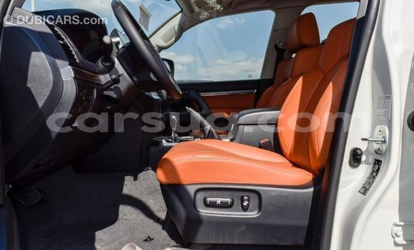 Buy Import Toyota Land Cruiser White Car in Import - Dubai in Barh el Gazel Buy Import Toyota Land Cruiser White Car in Import - Dubai in Barh el Gazel