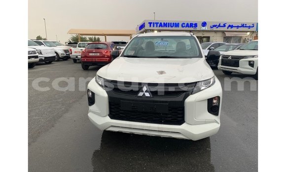 Acheter Import Voiture Mitsubishi L200 Blanc à Import - Dubai, Barh el Gazel Acheter Import Voiture Mitsubishi L200 Blanc à Import - Dubai, Barh el Gazel