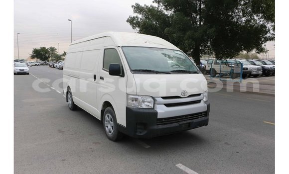 Acheter Import Voiture Toyota Hiace Blanc à Import - Dubai, Barh el Gazel Acheter Import Voiture Toyota Hiace Blanc à Import - Dubai, Barh el Gazel