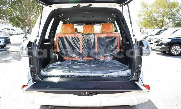 Acheter Import Voiture Lexus LX Blanc à Import - Dubai, Barh el Gazel Acheter Import Voiture Lexus LX Blanc à Import - Dubai, Barh el Gazel