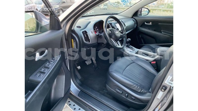 Big with watermark kia sportage barh el gazel import dubai 2010