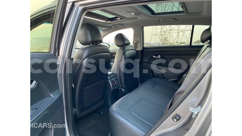 Big with watermark kia sportage barh el gazel import dubai 2010