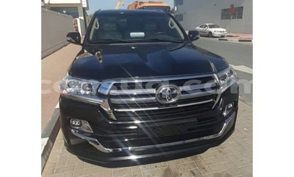 Acheter Import Voiture Toyota Land Cruiser Noir à Import - Dubai, Barh el Gazel Acheter Import Voiture Toyota Land Cruiser Noir à Import - Dubai, Barh el Gazel