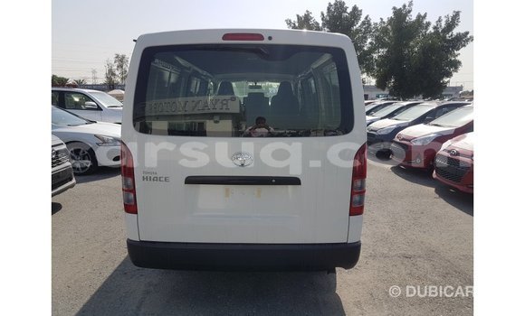 Acheter Import Voiture Toyota Hiace Blanc à Import - Dubai, Barh el Gazel Acheter Import Voiture Toyota Hiace Blanc à Import - Dubai, Barh el Gazel