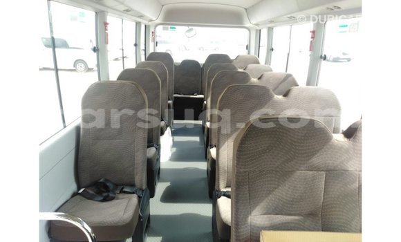 Acheter Import Voiture Toyota Coaster Blanc à Import - Dubai, Barh el Gazel Acheter Import Voiture Toyota Coaster Blanc à Import - Dubai, Barh el Gazel