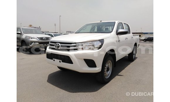 Acheter Import Voiture Toyota Hilux Blanc à Import - Dubai, Barh el Gazel Acheter Import Voiture Toyota Hilux Blanc à Import - Dubai, Barh el Gazel