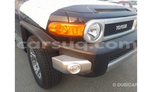 Acheter Import Voiture Toyota FJ Cruiser Noir à Import - Dubai, Barh el Gazel Acheter Import Voiture Toyota FJ Cruiser Noir à Import - Dubai, Barh el Gazel