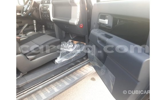 Acheter Import Voiture Toyota FJ Cruiser Noir à Import - Dubai, Barh el Gazel Acheter Import Voiture Toyota FJ Cruiser Noir à Import - Dubai, Barh el Gazel