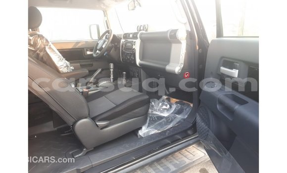 Acheter Import Voiture Toyota FJ Cruiser Noir à Import - Dubai, Barh el Gazel Acheter Import Voiture Toyota FJ Cruiser Noir à Import - Dubai, Barh el Gazel