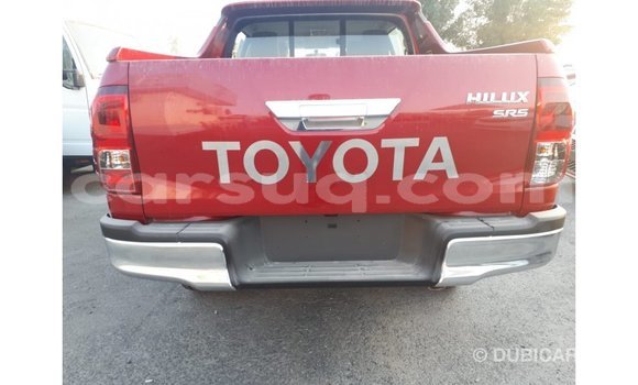 Acheter Import Voiture Toyota Hilux Rouge à Import - Dubai, Barh el Gazel Acheter Import Voiture Toyota Hilux Rouge à Import - Dubai, Barh el Gazel