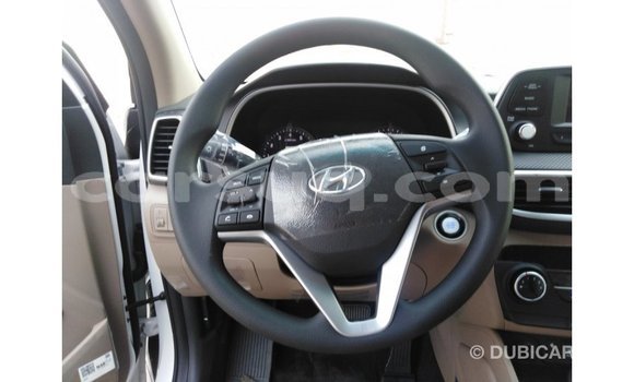 Acheter Import Voiture Hyundai Tucson Blanc à Import - Dubai, Barh el Gazel Acheter Import Voiture Hyundai Tucson Blanc à Import - Dubai, Barh el Gazel