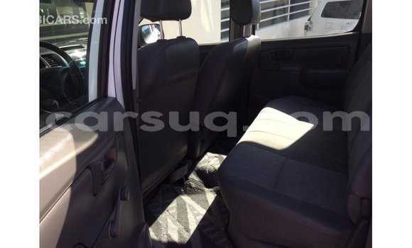 Buy Import Toyota Hilux White Car in Import - Dubai in Barh el Gazel Buy Import Toyota Hilux White Car in Import - Dubai in Barh el Gazel