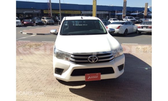 Buy Import Toyota Hilux White Car in Import - Dubai in Barh el Gazel Buy Import Toyota Hilux White Car in Import - Dubai in Barh el Gazel