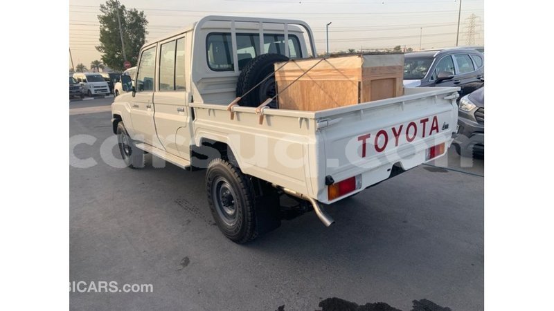 Big with watermark toyota land cruiser barh el gazel import dubai 2068