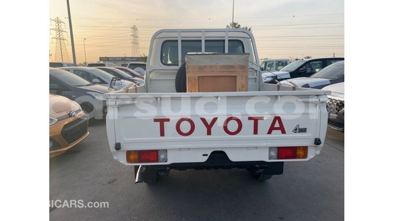 Big with watermark toyota land cruiser barh el gazel import dubai 2068