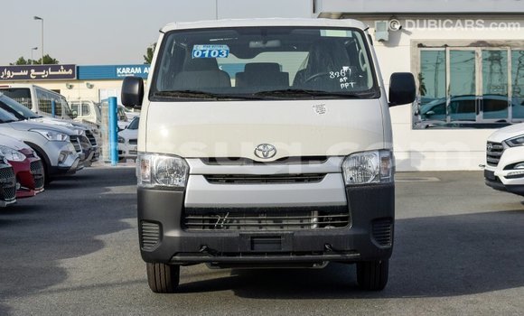 Acheter Import Voiture Toyota Hiace Blanc à Import - Dubai, Barh el Gazel Acheter Import Voiture Toyota Hiace Blanc à Import - Dubai, Barh el Gazel
