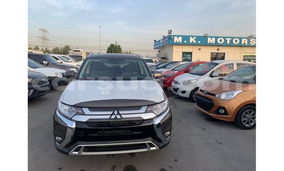 Acheter Import Voiture Mitsubishi Outlander Marron à Import - Dubai, Barh el Gazel Acheter Import Voiture Mitsubishi Outlander Marron à Import - Dubai, Barh el Gazel
