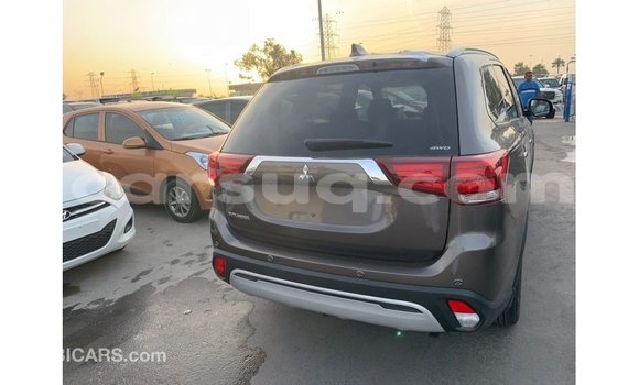 Acheter Import Voiture Mitsubishi Outlander Marron à Import - Dubai, Barh el Gazel Acheter Import Voiture Mitsubishi Outlander Marron à Import - Dubai, Barh el Gazel