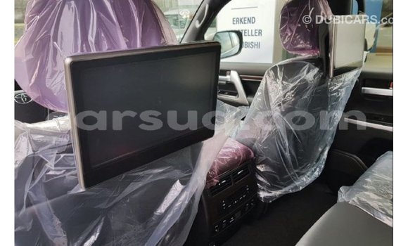 Buy Import Toyota Land Cruiser Black Car in Import - Dubai in Barh el Gazel Buy Import Toyota Land Cruiser Black Car in Import - Dubai in Barh el Gazel