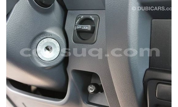 Buy Import Toyota Land Cruiser White Car in Import - Dubai in Barh el Gazel Buy Import Toyota Land Cruiser White Car in Import - Dubai in Barh el Gazel