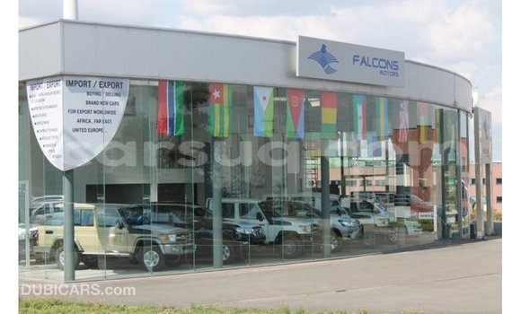 Buy Import Toyota Land Cruiser White Car in Import - Dubai in Barh el Gazel Buy Import Toyota Land Cruiser White Car in Import - Dubai in Barh el Gazel