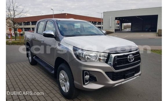 Buy Import Toyota Hilux Brown Car in Import - Dubai in Barh el Gazel Buy Import Toyota Hilux Brown Car in Import - Dubai in Barh el Gazel