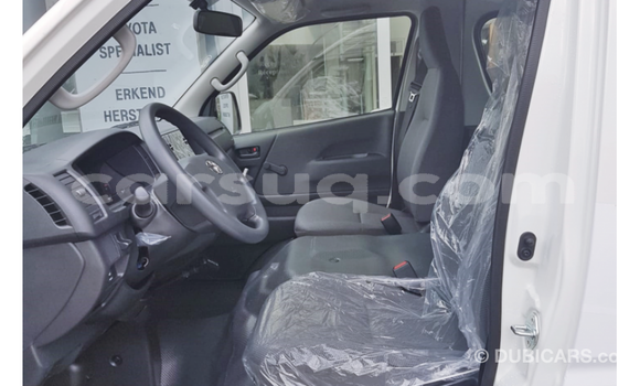 Acheter Import Voiture Toyota Hiace Blanc à Import - Dubai, Barh el Gazel Acheter Import Voiture Toyota Hiace Blanc à Import - Dubai, Barh el Gazel