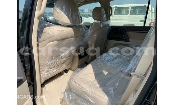 Buy Import Toyota Land Cruiser Black Car in Import - Dubai in Barh el Gazel Buy Import Toyota Land Cruiser Black Car in Import - Dubai in Barh el Gazel