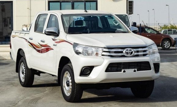 Buy Import Toyota Hilux White Car in Import - Dubai in Barh el Gazel Buy Import Toyota Hilux White Car in Import - Dubai in Barh el Gazel