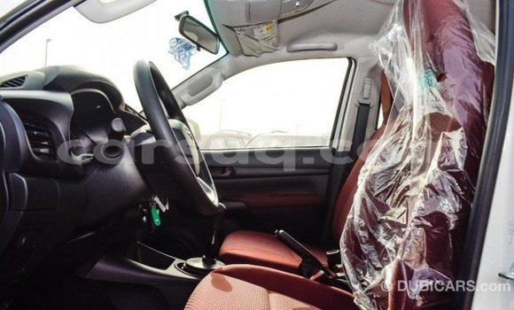 Buy Import Toyota Hilux White Car in Import - Dubai in Barh el Gazel Buy Import Toyota Hilux White Car in Import - Dubai in Barh el Gazel