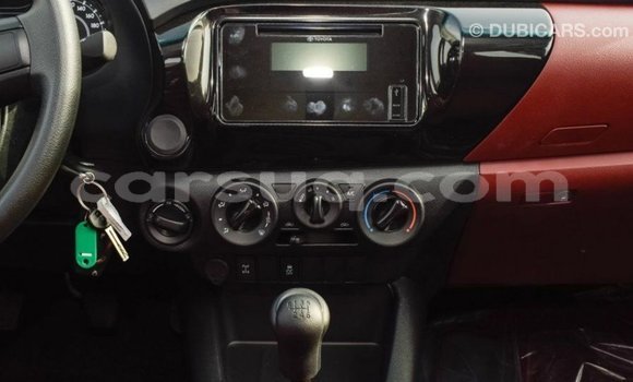 Buy Import Toyota Hilux White Car in Import - Dubai in Barh el Gazel Buy Import Toyota Hilux White Car in Import - Dubai in Barh el Gazel