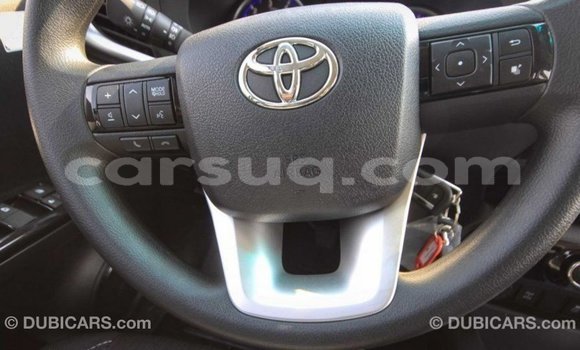 Acheter Import Voiture Toyota Hilux Noir à Import - Dubai, Barh el Gazel Acheter Import Voiture Toyota Hilux Noir à Import - Dubai, Barh el Gazel