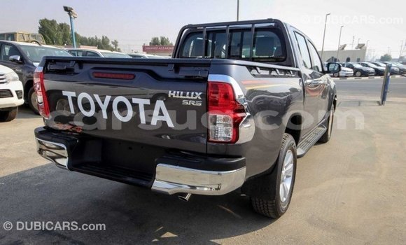 Acheter Import Voiture Toyota Hilux Noir à Import - Dubai, Barh el Gazel Acheter Import Voiture Toyota Hilux Noir à Import - Dubai, Barh el Gazel