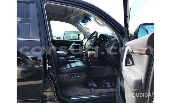 Acheter Import Voiture Toyota Land Cruiser Noir à Import - Dubai, Barh el Gazel Acheter Import Voiture Toyota Land Cruiser Noir à Import - Dubai, Barh el Gazel