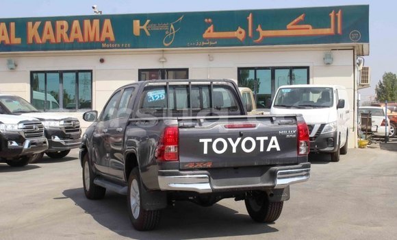 Buy Import Toyota Hilux Other Car in Import - Dubai in Barh el Gazel Buy Import Toyota Hilux Other Car in Import - Dubai in Barh el Gazel