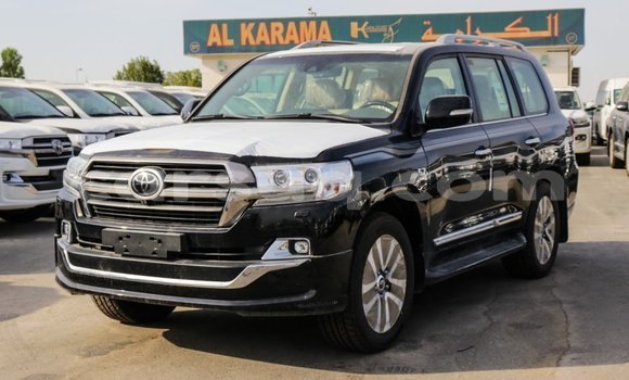 Acheter Import Voiture Toyota Land Cruiser Noir à Import - Dubai, Barh el Gazel Acheter Import Voiture Toyota Land Cruiser Noir à Import - Dubai, Barh el Gazel