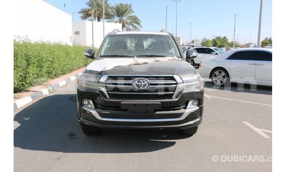 Acheter Import Voiture Toyota Land Cruiser Noir à Import - Dubai, Barh el Gazel Acheter Import Voiture Toyota Land Cruiser Noir à Import - Dubai, Barh el Gazel