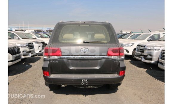 Acheter Import Voiture Toyota Land Cruiser Noir à Import - Dubai, Barh el Gazel Acheter Import Voiture Toyota Land Cruiser Noir à Import - Dubai, Barh el Gazel