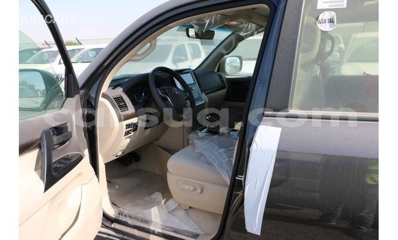 Acheter Import Voiture Toyota Land Cruiser Noir à Import - Dubai, Barh el Gazel Acheter Import Voiture Toyota Land Cruiser Noir à Import - Dubai, Barh el Gazel