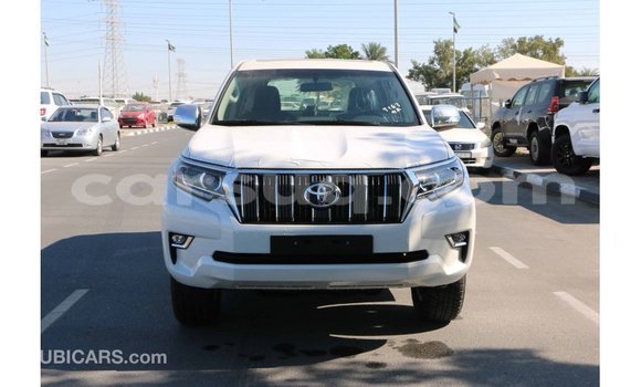 Acheter Import Voiture Toyota Prado Blanc à Import - Dubai, Barh el Gazel Acheter Import Voiture Toyota Prado Blanc à Import - Dubai, Barh el Gazel