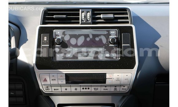 Acheter Import Voiture Toyota Prado Blanc à Import - Dubai, Barh el Gazel Acheter Import Voiture Toyota Prado Blanc à Import - Dubai, Barh el Gazel