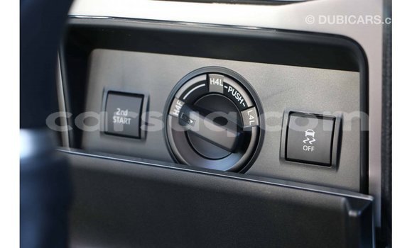 Acheter Import Voiture Toyota Prado Blanc à Import - Dubai, Barh el Gazel Acheter Import Voiture Toyota Prado Blanc à Import - Dubai, Barh el Gazel