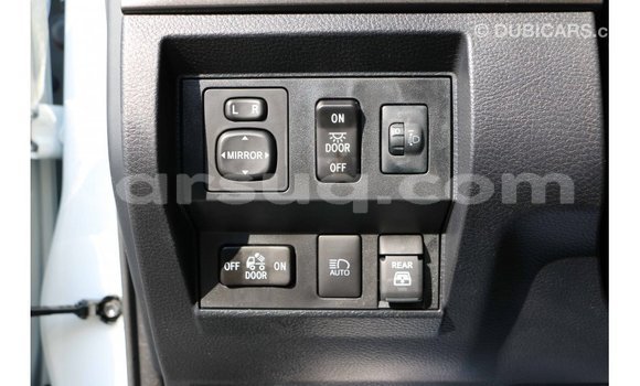 Acheter Import Voiture Toyota Tundra Blanc à Import - Dubai, Barh el Gazel Acheter Import Voiture Toyota Tundra Blanc à Import - Dubai, Barh el Gazel